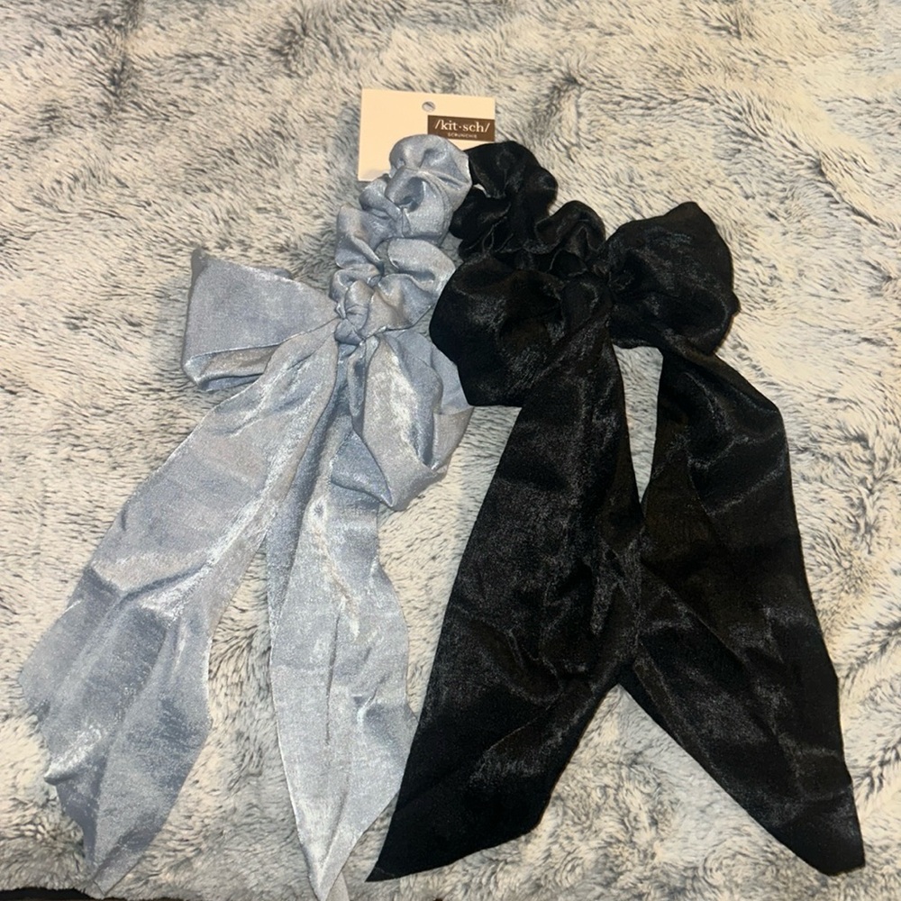 2 Kitsch scarf scrunchies